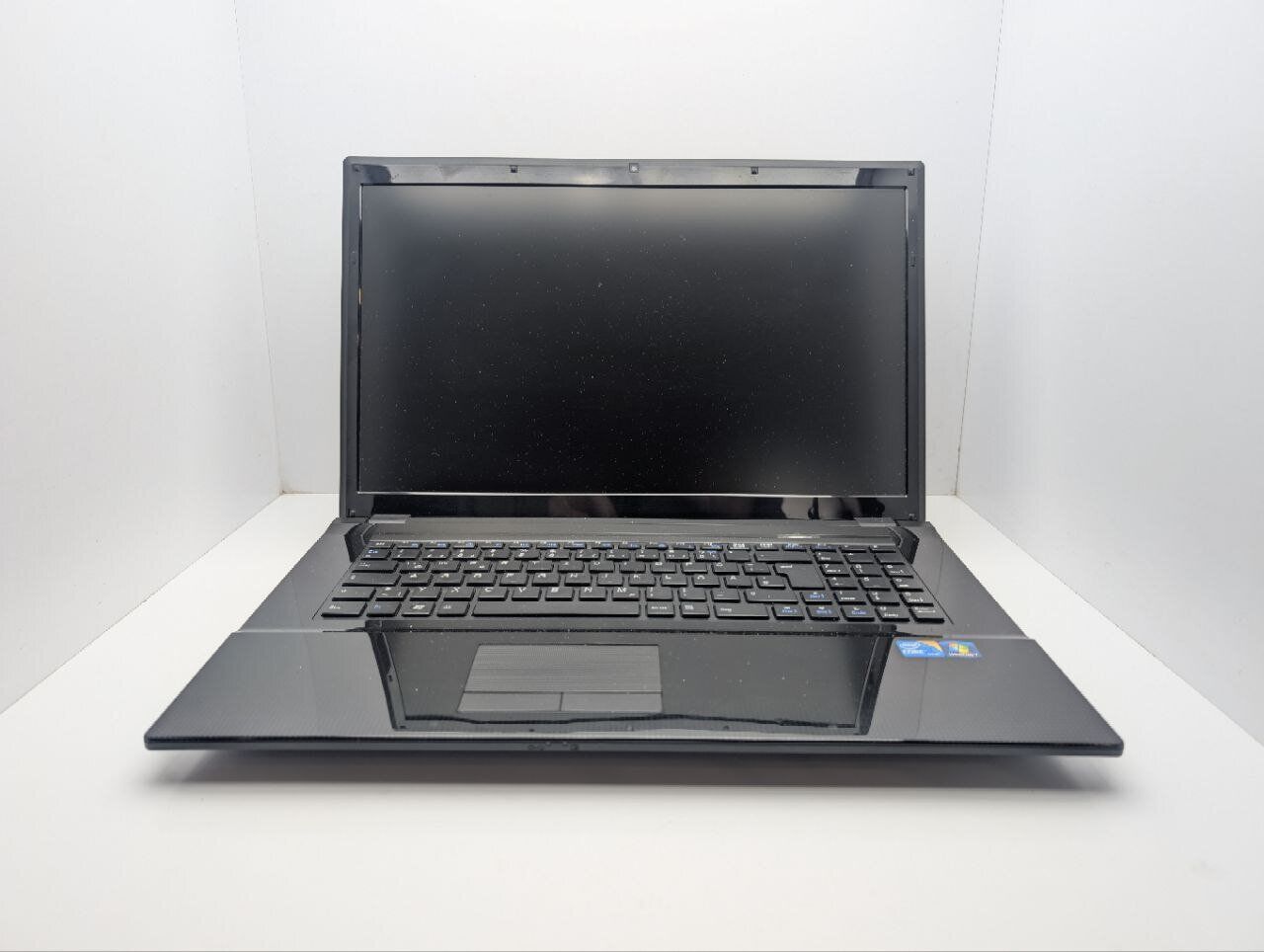 Ноутбук Terra Mobile 1748 / 17.3" (1600x900) TN / Intel Core i3-2330M (2 (4) ядра по 2.2 GHz) / 6 GB DDR3 / 240 GB SSD / Intel HD Graphics 3000 / WebCam - Зображення 7