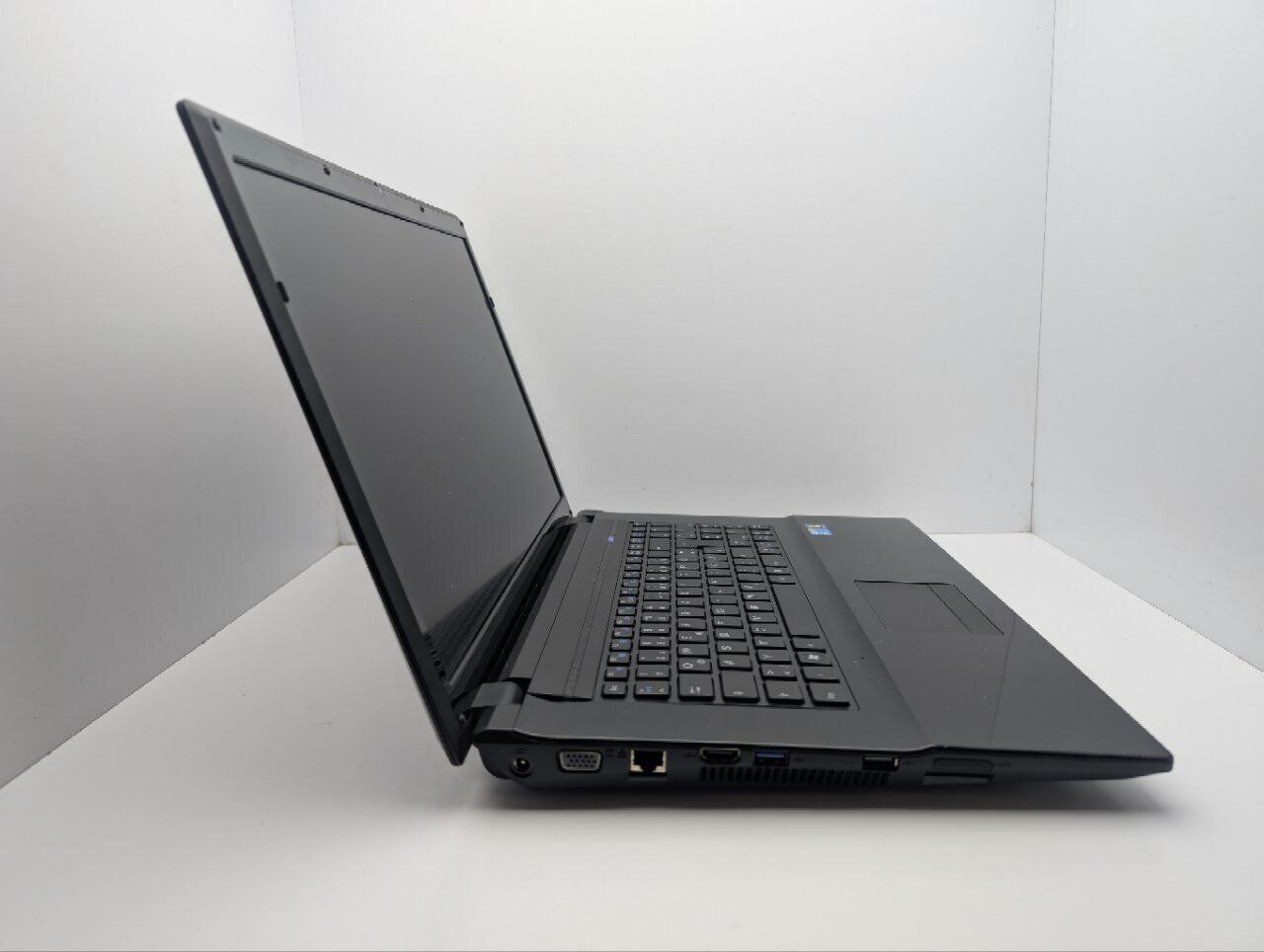 Ноутбук Terra Mobile 1748 / 17.3" (1600x900) TN / Intel Core i3-2330M (2 (4) ядра по 2.2 GHz) / 6 GB DDR3 / 240 GB SSD / Intel HD Graphics 3000 / WebCam - Зображення 5