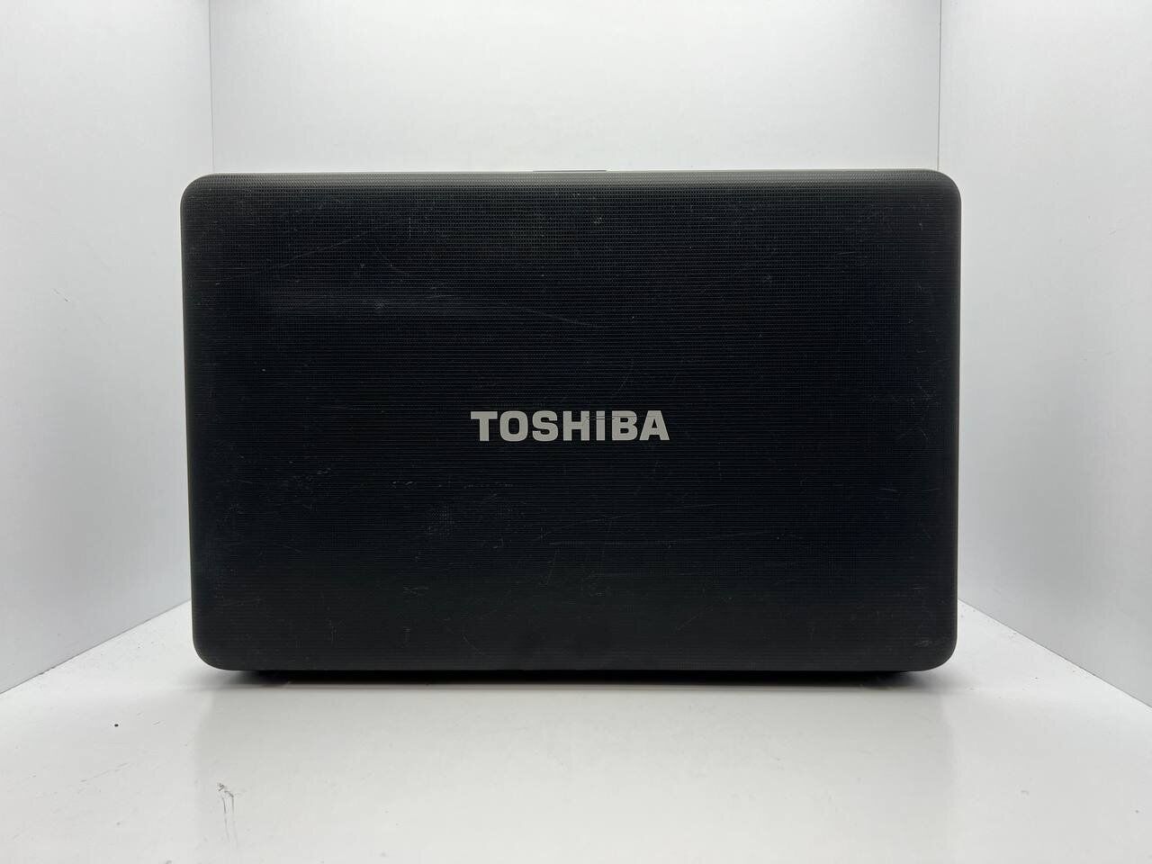 Ноутбук Toshiba Satellite C870 / 17.3" (1600x900) TN / Intel Pentium B960 (2 ядра по 2.2 GHz) / 4 GB DDR3 / 250 GB HDD / Intel HD Graphics / WebCam - Зображення 5
