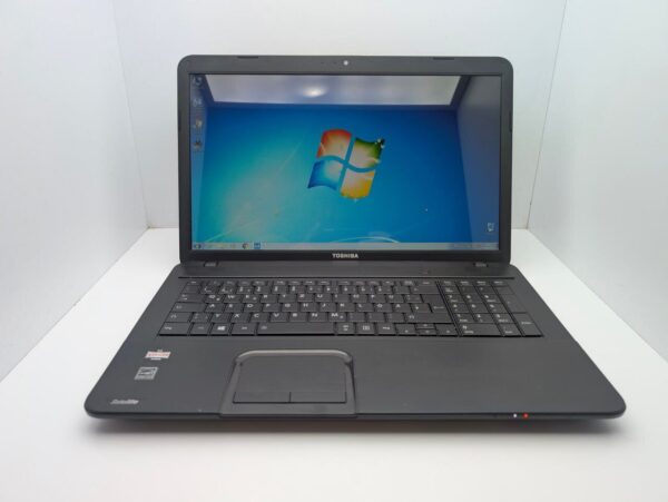 Ноутбук Toshiba Satellite C870d / 17.3" (1600x900) TN / AMD E2-1800 (2 ядра по 1.7 GHz) / 6 GB DDR3 / 500 GB HDD / AMD Radeon HD 7340 Graphics / WebCam - Зображення 2