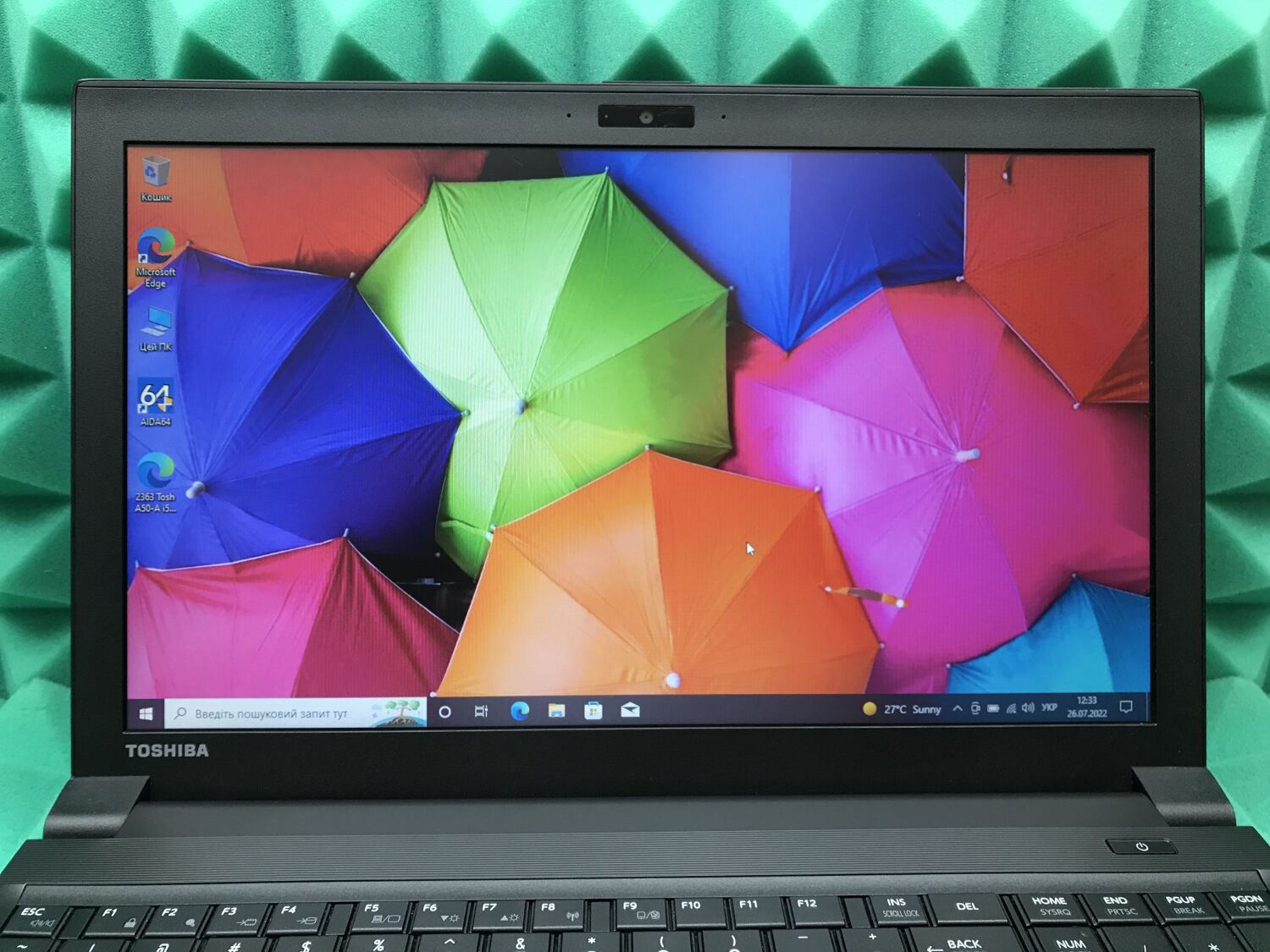 Ноутбук Toshiba Tecra A50-A / 15.6" (1366x768) TN / Intel Core i5-4200M (2 (4) ядра по 2.5 - 3.1 GHz) / 8 GB DDR3 / 120 GB SSD / Intel HD Graphics 4600 / WebCam / DVD-RW / USB 3.0 / HDMI - Зображення 3