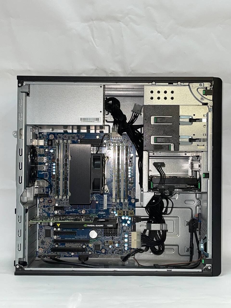 Робоча станція Б-клас HP Z440 Workstation Tower / Intel Xeon E5-1620 v4 (4 (8) ядра по 3.5 - 3.8 GHz) / 32 GB DDR4 / 1000 GB HDD / nVidia Quadro K2200, 4 GB GDDR5, 128-bit / DVD-ROM - Зображення 5