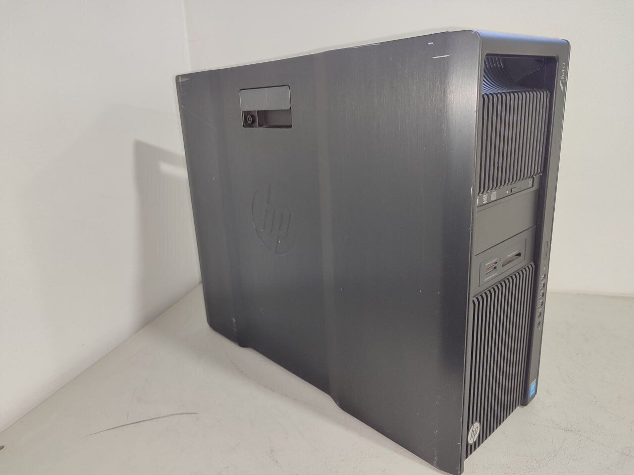Рабоча станція HP Z840 Workstation Tower / 2x Intel Xeon E5-2697 v3 (14 (28) ядер по 2.6 - 3.6 GHz) / 64 GB DDR4 / 240 GB SSD / nVidia Quadro M4000, 8 GB GDDR5, 256-bit / DVD-ROM - Зображення 4