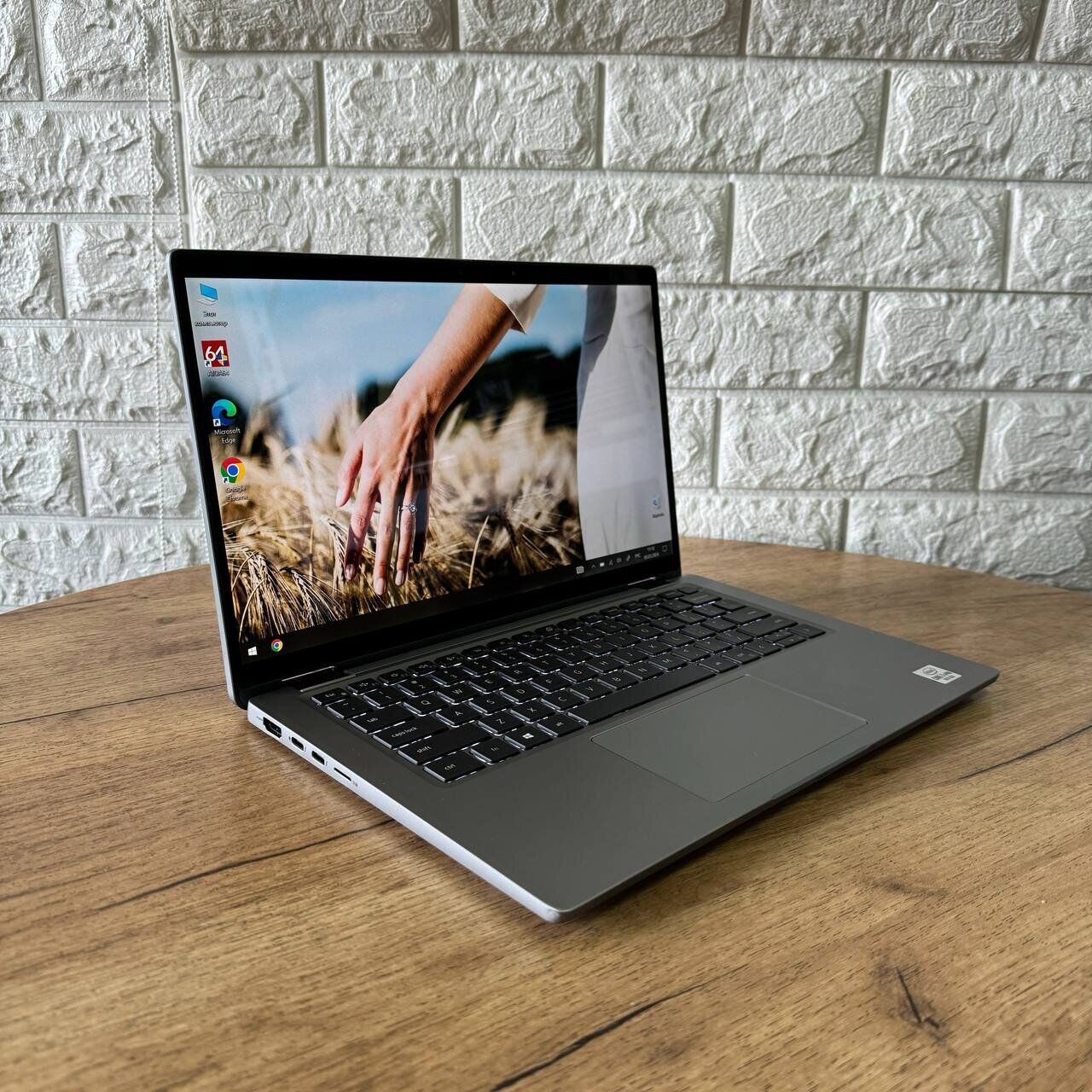 Ультрабук-трансформер Dell Latitude 7410 / 14" (1920x1080) IPS Touch / Intel Core i7-10610U (4 (8) ядра по 1.8 - 4.9 GHz) / 16 GB DDR4 / 512 GB SSD / Intel UHD Graphics / WebCam - Зображення 4