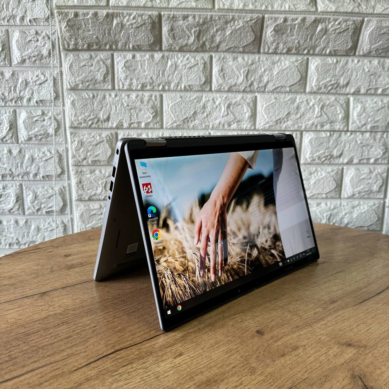 Ультрабук-трансформер Dell Latitude 7410 / 14" (1920x1080) IPS Touch / Intel Core i7-10610U (4 (8) ядра по 1.8 - 4.9 GHz) / 16 GB DDR4 / 512 GB SSD / Intel UHD Graphics / WebCam - Зображення 7