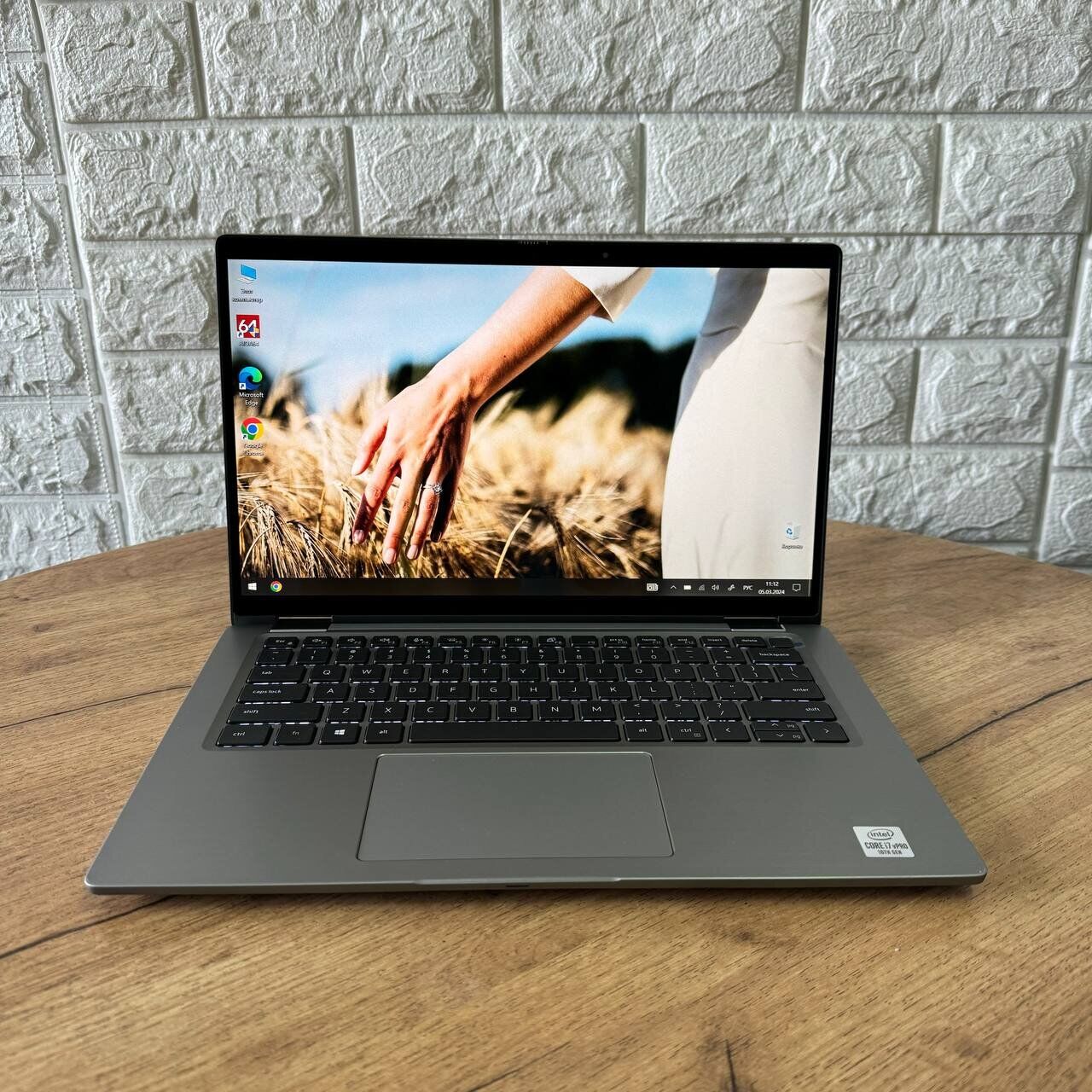 Ультрабук-трансформер Dell Latitude 7410 / 14" (1920x1080) IPS Touch / Intel Core i7-10610U (4 (8) ядра по 1.8 - 4.9 GHz) / 16 GB DDR4 / 512 GB SSD / Intel UHD Graphics / WebCam - Зображення 2