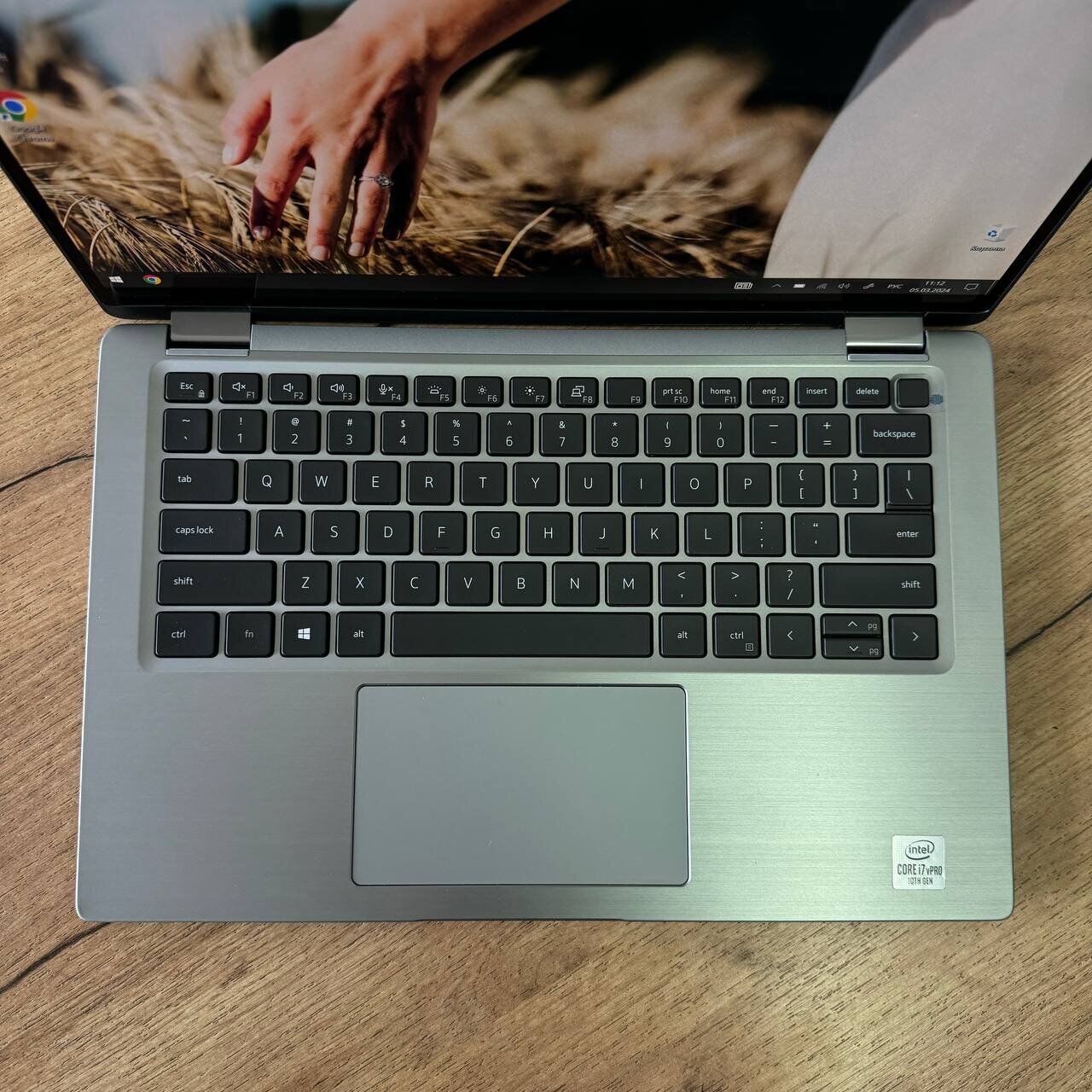 Ультрабук-трансформер Dell Latitude 7410 / 14" (1920x1080) IPS Touch / Intel Core i7-10610U (4 (8) ядра по 1.8 - 4.9 GHz) / 16 GB DDR4 / 512 GB SSD / Intel UHD Graphics / WebCam - Зображення 8