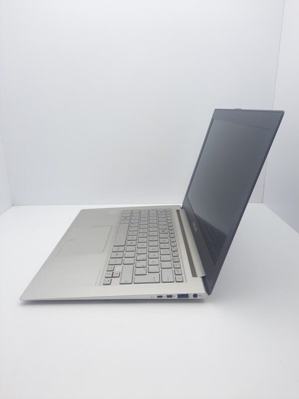 Ультрабук Asus ZenBook UX31A / 13.3" (1920x1080) IPS / Intel Core i7-3517U (2 (4) ядра по 1.9 - 3.0 GHz) / 4 GB DDR3 / 120 GB SSD / Intel HD Graphics 4000 / WebCam / USB 3.0 - Зображення 5