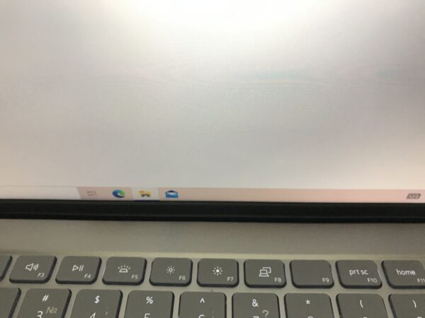 Ультрабук Б-клас Dell Inspiron 13 5310 / 13.3" (1920x1200) IPS / Intel Core i5-11320H (4 (8) ядра по 4.5 GHz) / 16 GB DDR4 / 256 GB SSD M.2 / Intel Iris Xe Graphics / WebCam / Windows 10 ліцезія - Зображення 4