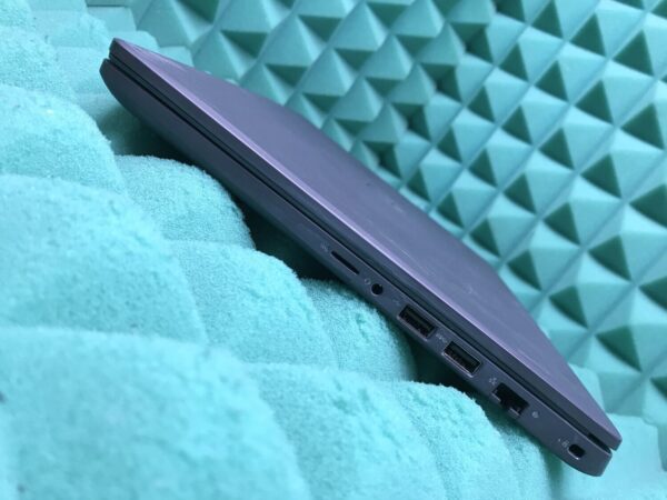 Ультрабук Б-клас Dell Latitude 3410 / 14" (1366x768) TN / Intel Core i3-10110U (2 (4) ядра по 2.1 - 4.1 GHz) / 8 GB DDR4 / 480 GB SSD / Intel UHD Graphics / WebCam / USB 3.2 / HDMI / Windows 10 ліцензія - Зображення 6