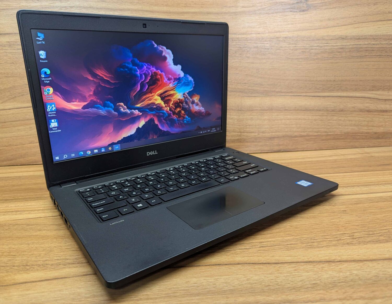 Ультрабук Dell Latitude 3480 / 14" (1366x768) TN / Intel Core i5-7200U (2 (4) ядра по 2.5 - 3.1 GHz) / 8 GB DDR4 / 250 GB SSD / Intel HD Graphics 620 / WebCam / Windows 10 - Зображення 4