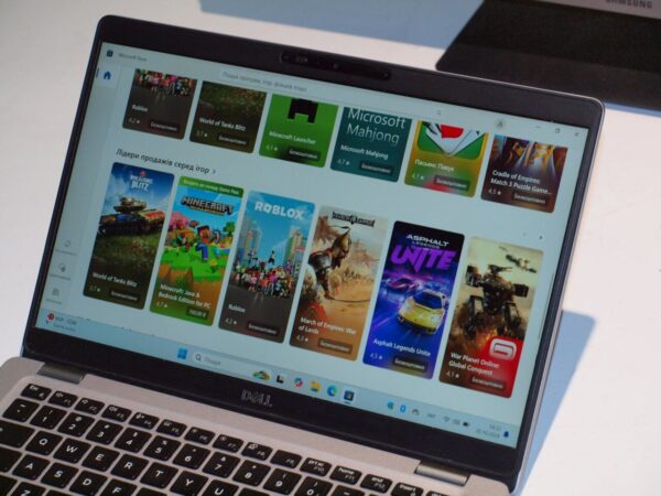 Ультрабук Б-клас Dell Latitude 5310 / 13.3" (1920x1080) IPS Touch / Intel Core i5-10310U (4 (8) ядра по 1.7 - 4.4 GHz) / 16 GB DDR4 / 256 GB SSD / Intel UHD Graphics / WebCam / Win 11 Pro - Зображення 4