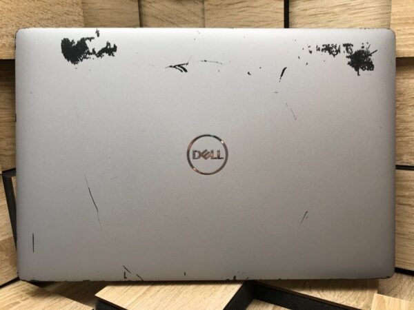 Ультрабук Б-клас Dell Latitude 5410 / 14" (1366x768) TN / Intel Core i5-10310U (4 (8) ядра по 1.7 - 4.4 GHz) / 8 GB DDR4 / 256 GB SSD M.2 / Intel UHD Graphics / WebCam / USB 3.1 / HDMI / Windows 10 ліцензія - Зображення 8