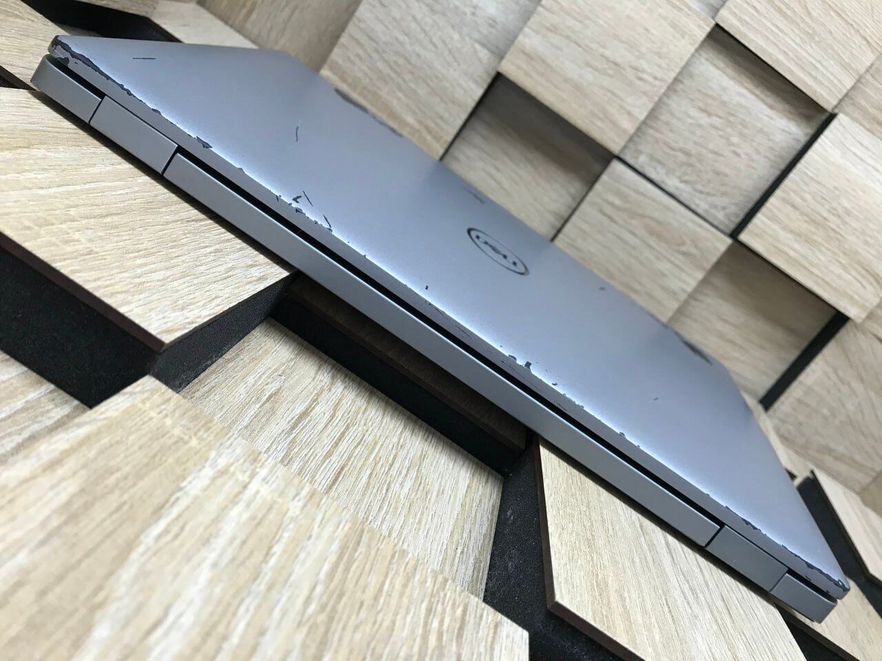 Ультрабук Б-клас Dell Latitude 5410 / 14" (1366x768) TN / Intel Core i5-10310U (4 (8) ядра по 1.7 - 4.4 GHz) / 8 GB DDR4 / 256 GB SSD M.2 / Intel UHD Graphics / WebCam / USB 3.1 / HDMI / Windows 10 ліцензія - Зображення 7