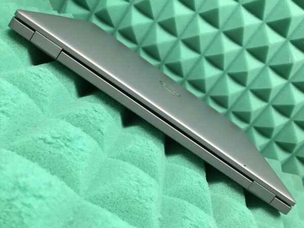 Ультрабук Б-клас Dell Latitude 5410 / 14" (1920x1080) IPS / Intel Core i5-10310U (4 (8) ядра по 1.7 - 4.4 GHz) / 16 GB DDR4 / 256 GB SSD M.2 / Intel UHD Graphics / WebCam / USB 3.1 / HDMI / Windows 10 ліцензія - Зображення 7