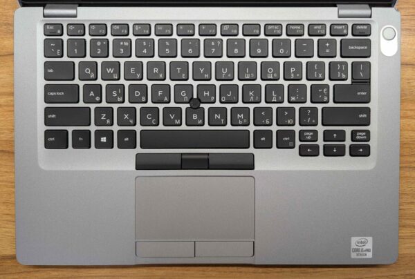 Ультрабук Б-клас Dell Latitude 5410 / 14" (1920x1080) IPS / Intel Core i5-10310U (4 (8) ядра по 1.7 - 4.4 GHz) / 8 GB DDR4 / 256 GB SSD / Intel UHD Graphics / WebCam / TouchID / Windows 10 - Зображення 4