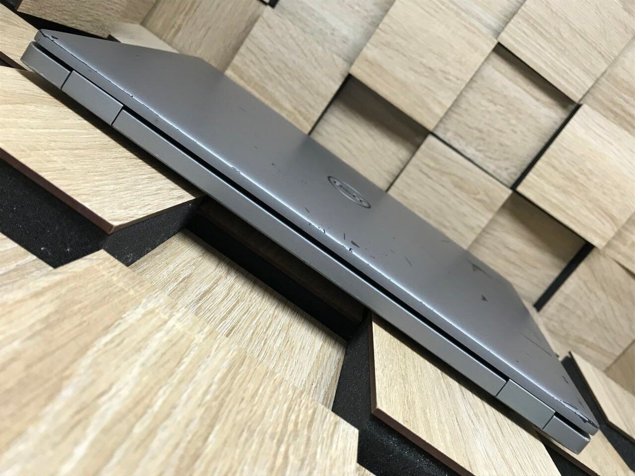 Ультрабук Б-клас Dell Latitude 5410 / 14" (1920x1080) IPS / Intel Core i5-10310U (4 (8) ядра по 1.7 - 4.4 GHz) / 8 GB DDR4 / 256 GB SSD M.2 / Intel UHD Graphics / WebCam / HDMI / Windows 10 ліцензія - Зображення 8