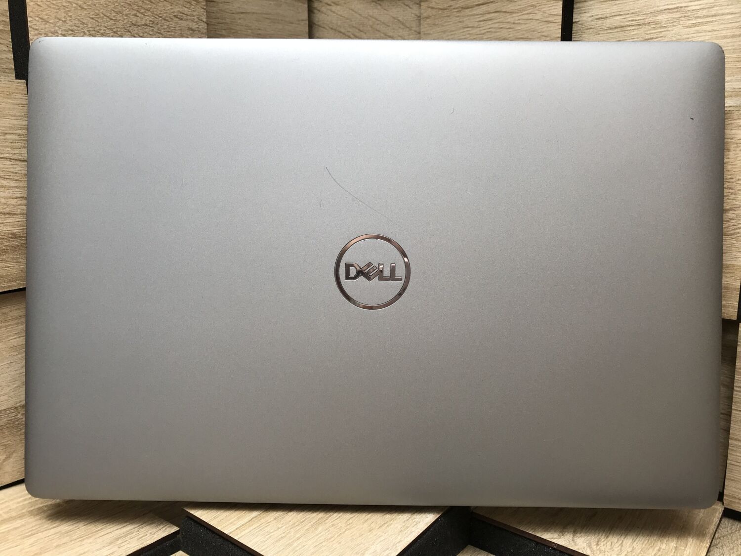 Ультрабук Б-клас Dell Latitude 5410 / 14" (1920x1080) IPS / Intel Core i5-10310U (4 (8) ядра по 1.7 - 4.4 GHz) / 8 GB DDR4 / 512 GB SSD M.2 / Intel UHD Graphics / WebCam / Windows 10 лицензия - Зображення 8