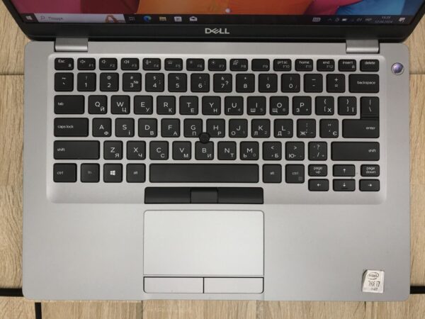 Ультрабук Б-клас Dell Latitude 5410 / 14" (1920x1080) IPS / Intel Core i7-10610U (4 (8) ядра по 1.8 - 4.9 GHz) / 16 GB DDR4 / 256 GB SSD / Intel UHD Graphics / WebCam / Windows 10 ліцензія - Зображення 4