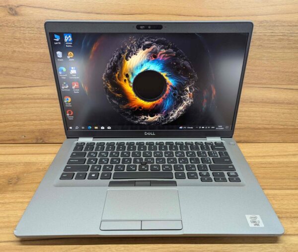Ультрабук Б-клас Dell Latitude 5411 / 14" (1920x1080) IPS / Intel Core i7-10850H (6 (12) ядер по 2.7 - 5.1 GHz) / 16 GB DDR4 / 480 GB SSD / Intel UHD Graphics / WebCam / Windows 10 - Зображення 2