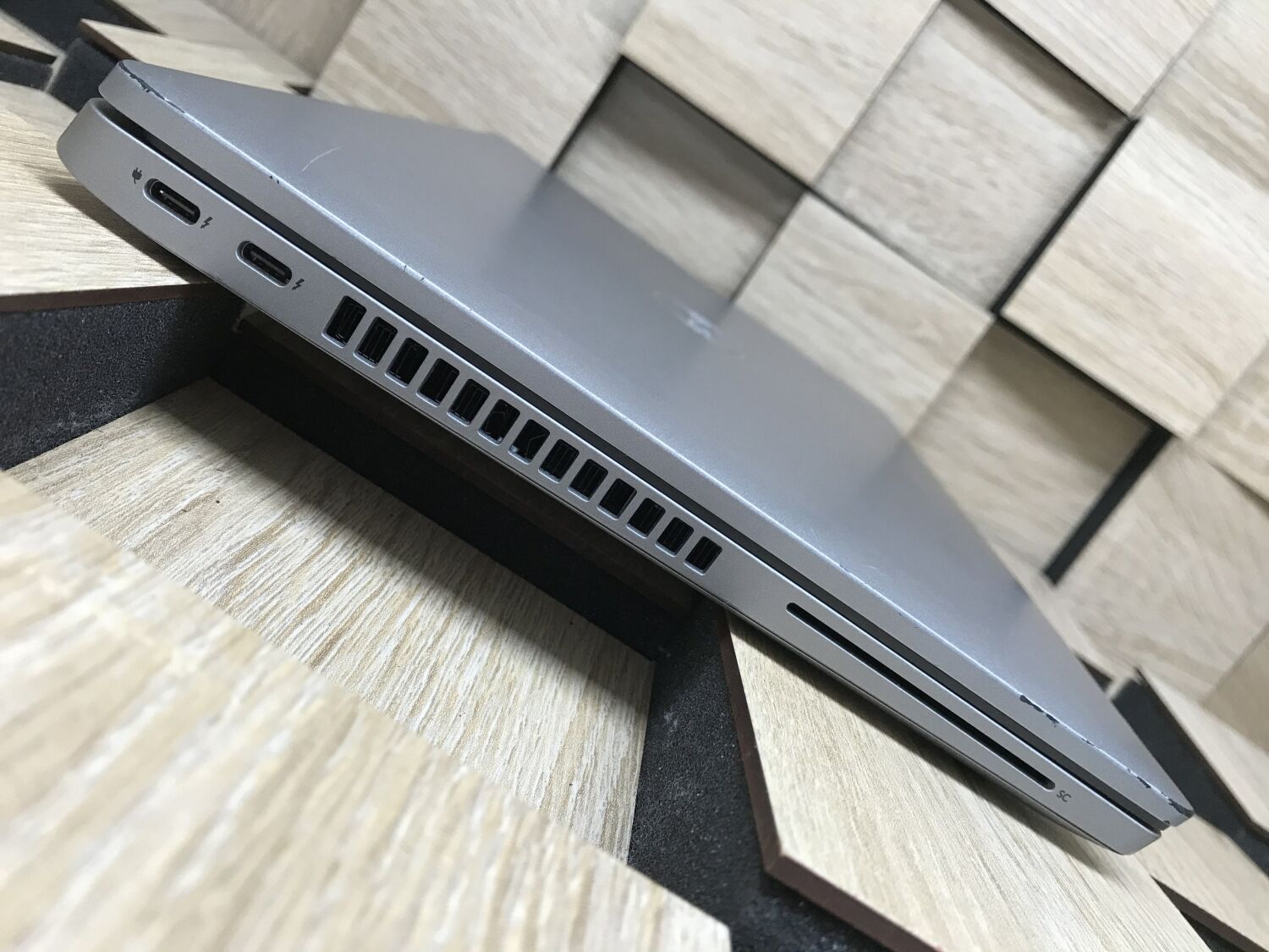 Ультрабук Б-клас Dell Latitude 5420 / 14" (1920x1080) IPS / Intel Core i5-1135G7 (4 (8) ядра по 4.2 GHz) / 8 GB DDR4 / 256 GB SSD M.2 / Intel Iris Xe Graphics / WebCam / Windows 10 ліцензія - Зображення 5
