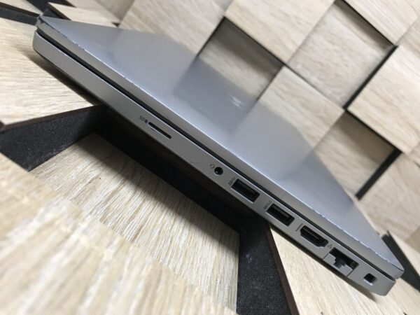 Ультрабук Б-клас Dell Latitude 5420 / 14" (1920x1080) IPS / Intel Core i5-1135G7 (4 (8) ядра по 4.2 GHz) / 8 GB DDR4 / 256 GB SSD M.2 / Intel Iris Xe Graphics / WebCam / HDMI / Windows 10 ліцензія - Зображення 7