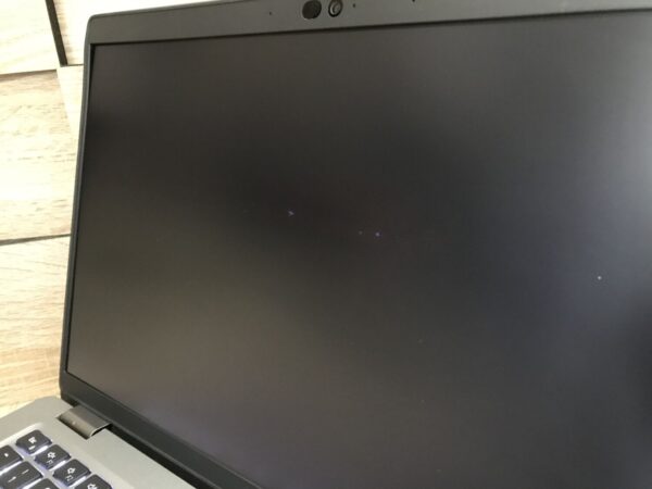 Ультрабук Б-клас Dell Latitude 5420 / 14" (1920x1080) IPS / Intel Core i5-1135G7 (4 (8) ядра по 4.2 GHz) / 8 GB DDR4 / 256 GB SSD M.2 / Intel Iris Xe Graphics / WebCam / HDMI / Windows 10 ліцензія - Зображення 4