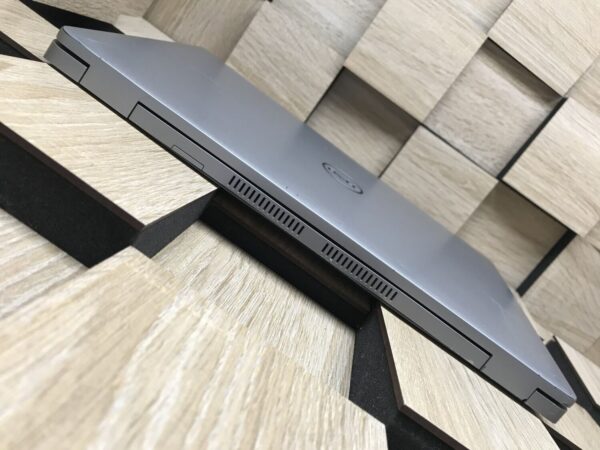 Ультрабук Б-клас Dell Latitude 5420 / 14" (1920x1080) IPS / Intel Core i5-1145G7 (4 (8) ядра по 2.6 - 4.4 GHz) / 16 GB DDR4 / 256 GB SSD / Intel Iris Xe Graphics / WebCam / Windows 10 ліцензія - Зображення 7