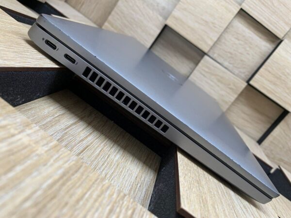 Ультрабук Б-клас Dell Latitude 5420 / 14" (1920x1080) IPS / Intel Core i5-1145G7 (4 (8) ядра по 2.6 - 4.4 GHz) / 16 GB DDR4 / 256 GB SSD M.2 / Intel Iris Xe Graphics / WebCam / Windows 10 ліцензія - Зображення 5
