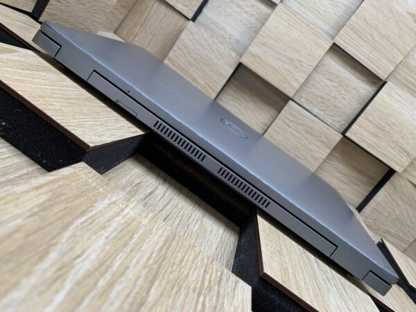 Ультрабук Б-клас Dell Latitude 5420 / 14" (1920x1080) IPS / Intel Core i5-1145G7 (4 (8) ядра по 2.6 - 4.4 GHz) / 16 GB DDR4 / 256 GB SSD M.2 / Intel Iris Xe Graphics / WebCam / Windows 10 ліцензія - Зображення 7