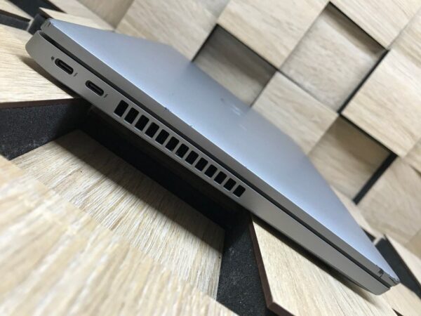 Ультрабук Б-клас Dell Latitude 5420 / 14" (1920x1080) IPS / Intel Core i5-1145G7 (4 (8) ядра по 2.6 - 4.4 GHz) / 8 GB DDR4 / 256 GB SSD / Intel Iris Xe Graphics / WebCam / HDMI / Windows 10 ліцензія - Зображення 5