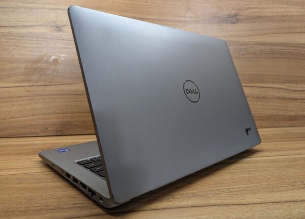 Ультрабук Б-клас Dell Latitude 5420 / 14" (1920x1080) IPS / Intel Core i7-1165G7 (4 (8) ядра по 2.8 - 4.7 GHz) / 16 GB DDR4 / 512 GB SSD / Intel Iris Xe Graphics / WebCam / Windows 10 - Зображення 8