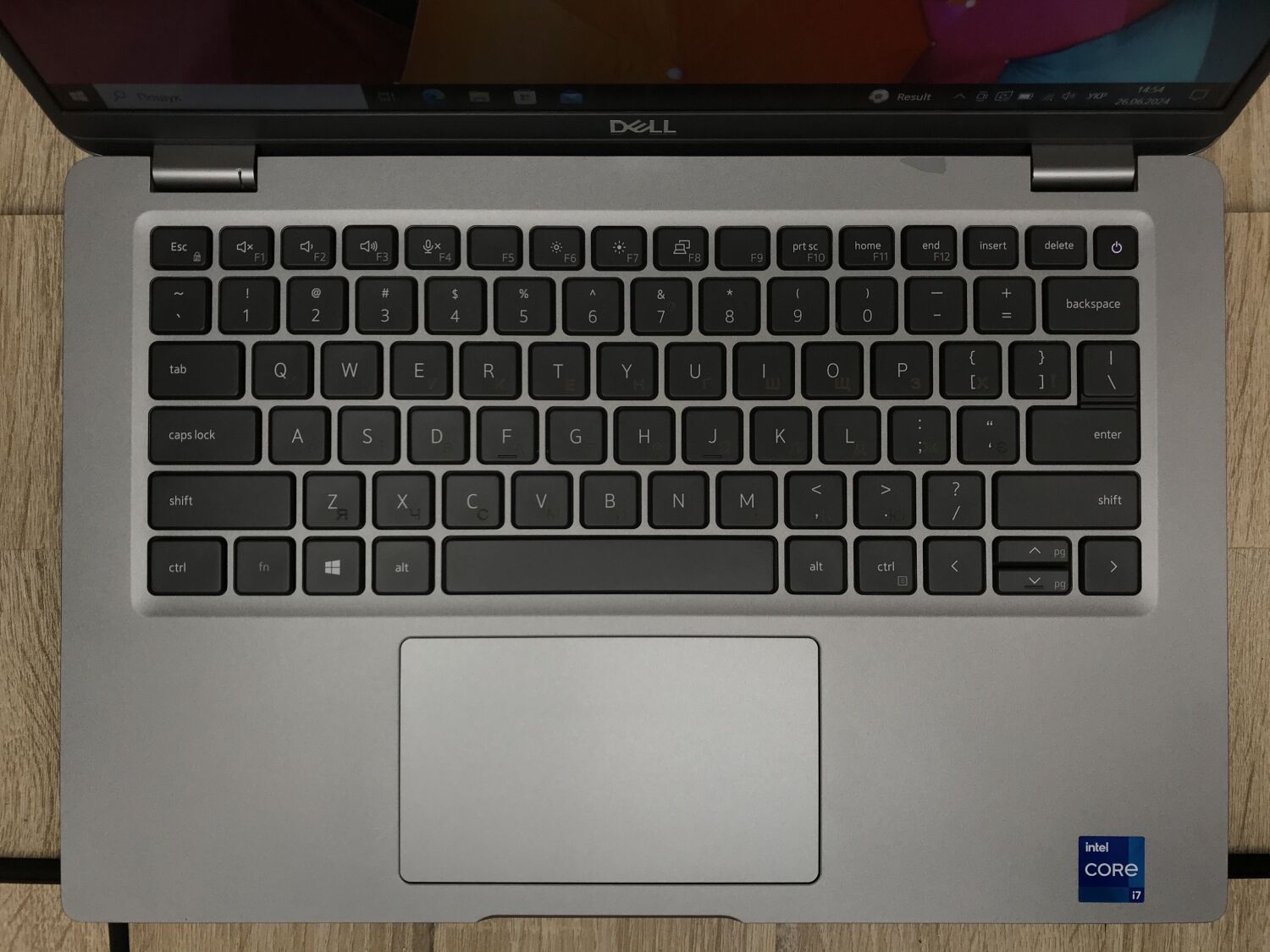 Ультрабук Б-клас Dell Latitude 5420 / 14" (1920x1080) IPS / Intel Core i7-1185G7 (4 (8) ядра по 3.0 - 4.8 GHz) / 8 GB DDR4 / 256 GB SSD M.2 / Intel Iris Xe Graphics / WebCam / Windows 10 ліцензія - Зображення 4