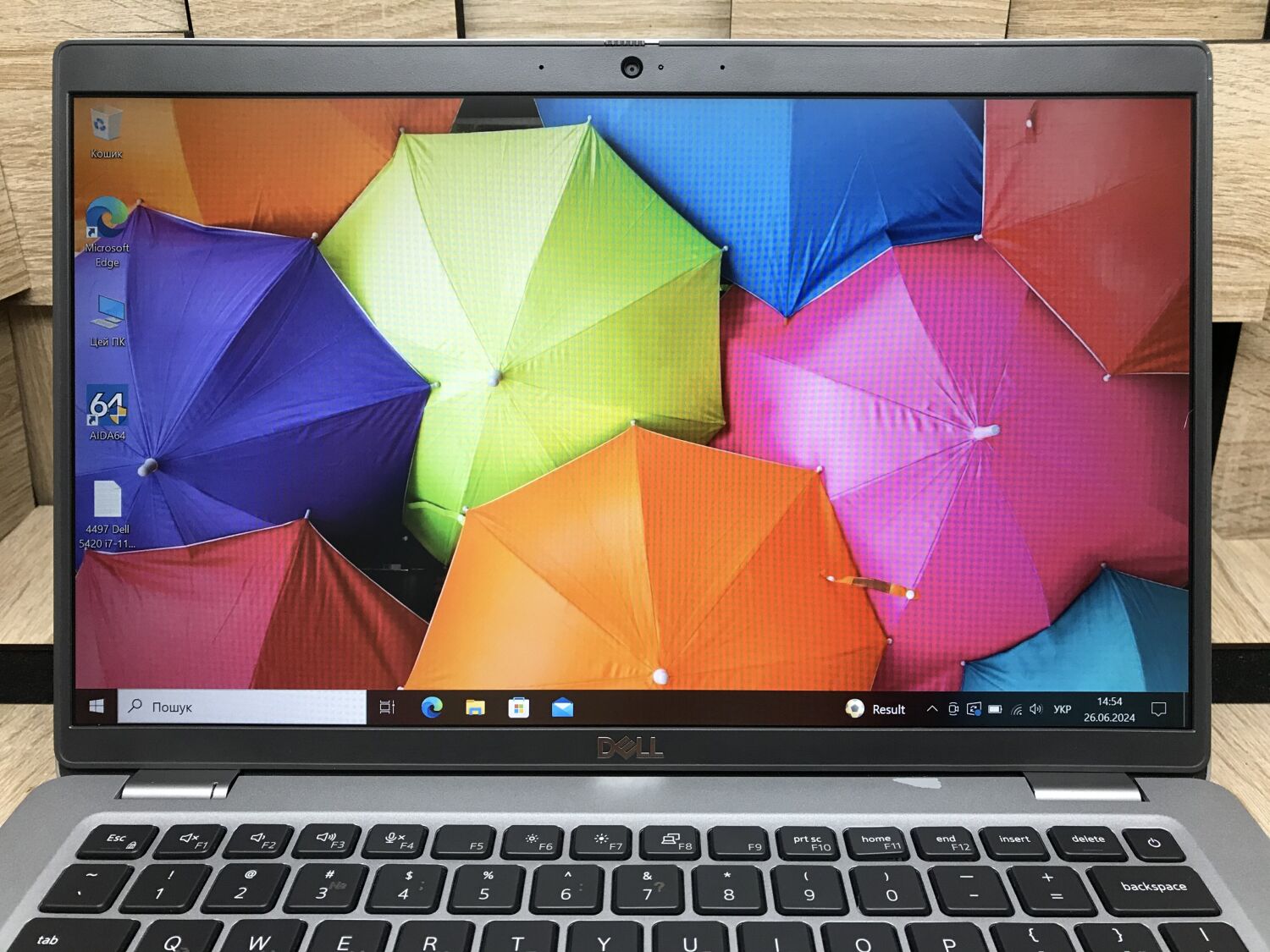 Ультрабук Б-клас Dell Latitude 5420 / 14" (1920x1080) IPS / Intel Core i7-1185G7 (4 (8) ядра по 3.0 - 4.8 GHz) / 8 GB DDR4 / 256 GB SSD M.2 / Intel Iris Xe Graphics / WebCam / Windows 10 ліцензія - Зображення 3