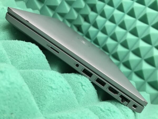 Ультрабук Б-клас Dell Latitude 5420 / 14" (1920x1080) IPS Touch / Intel Core i5-1145G7 (4 (8) ядра по 2.6 - 4.4 GHz) / 16 GB DDR4 / 256 GB SSD / Intel Iris Xe Graphics / WebCam / Windows 10 ліцензія - Зображення 7