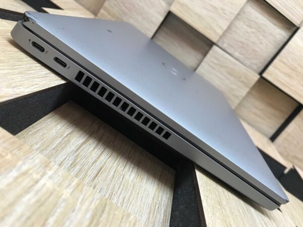 Ультрабук Б-клас Dell Latitude 5420 / 14" (1920x1080) IPS Touch / Intel Core i5-1145G7 (4 (8) ядра по 2.6 - 4.4 GHz) / 8 GB DDR4 / 256 GB SSD M.2 / Intel Iris Xe Graphics / WebCam / Windows 10 ліцензія - Зображення 5