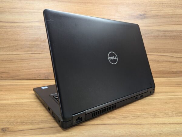 Ультрабук Б-клас Dell Latitude 5480 / 14" (1366x768) TN / Intel Core i5-7200U (2 (4) ядра по 2.5 - 3.1 GHz) / 8 GB DDR4 / 256 GB SSD / Intel HD Graphics 620 / WebCam / HDMI / Windows 10 - Зображення 8