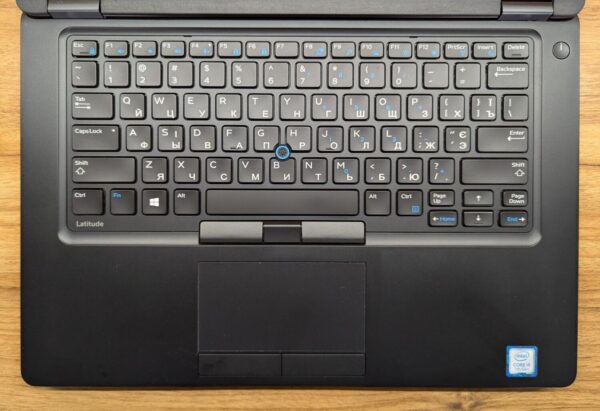 Ультрабук Б-клас Dell Latitude 5480 / 14" (1366x768) TN / Intel Core i5-7200U (2 (4) ядра по 2.5 - 3.1 GHz) / 8 GB DDR4 / 256 GB SSD / Intel HD Graphics 620 / WebCam / HDMI / Windows 10 - Зображення 4