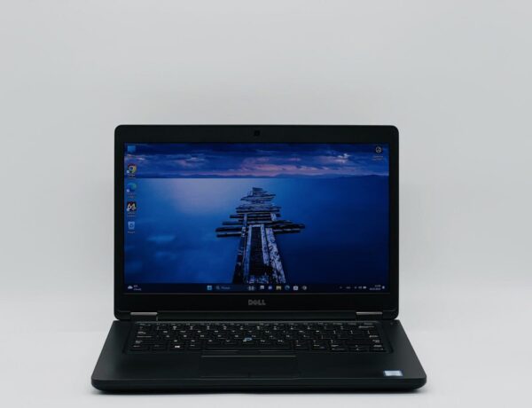 Ультрабук Б-клас Dell Latitude 5490 / 14" (1366x768) TN / Intel Core i5-8350U (4 (8) ядра по 1.7 - 3.6 GHz) / 8 GB DDR4 / 240 GB SSD / Intel UHD Graphics 620 / WebCam / HDMI - Зображення 2