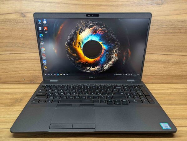 Ультрабук Б-клас Dell Latitude 5500 / 15.6" (1920x1080) IPS / Intel Core i5-8265U (4 (8) ядра по 1.6 - 3.9 GHz) / 8 GB DDR4 / 256 GB SSD / Intel UHD Graphics 620 / WebCam / Windows 10 - Зображення 2