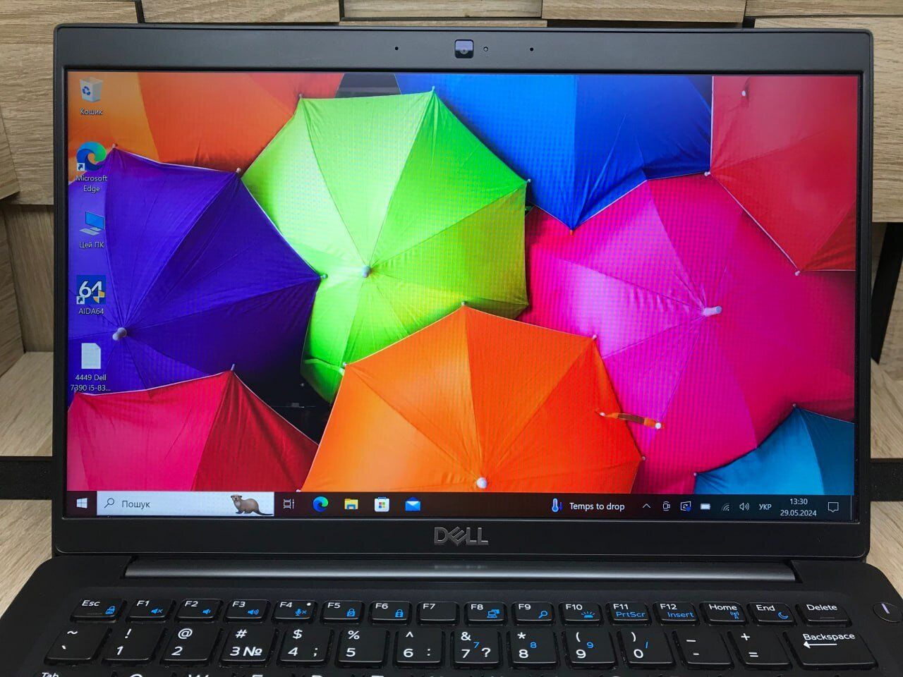 Ультрабук Б-клас Dell Latitude 7390 / 13.3" (1920x1080) IPS Touch / Intel Core i5-8350U (4 (8) ядра по 1.7 - 3.6 GHz) / 8 GB DDR4 / 240 GB SSD M.2 / Intel UHD Graphics 620 / WebCam / Windows 10 ліцензія - Зображення 4