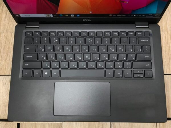 Ультрабук Б-клас Dell Latitude 7410 / 14" (1920x1080) IPS / Intel Core i5-10310U (4 (8) ядра по 1.7 - 4.4 GHz) / 16 GB DDR4 / 256 GB SSD M.2 / Intel UHD Graphics / WebCam / Windows 10 ліцензія - Зображення 4