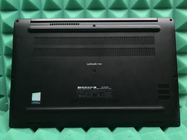 Ультрабук Б-клас Dell Latitude 7480 / 14" (1920x1080) IPS / Intel Core i5-6300U (2 (4) ядра по 2.4 - 3.0 GHz) / 8 GB DDR4 / 256 GB SSD / Intel HD Graphics 520 / HDMI - Зображення 6