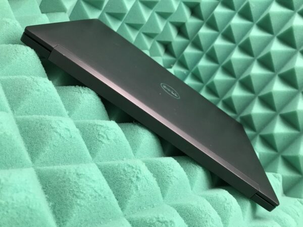 Ультрабук Б-клас Dell Latitude 7480 / 14" (1920x1080) IPS / Intel Core i5-6300U (2 (4) ядра по 2.4 - 3.0 GHz) / 8 GB DDR4 / 256 GB SSD M.2 / Intel HD Graphics 520 / WebCam / HDMI - Зображення 7