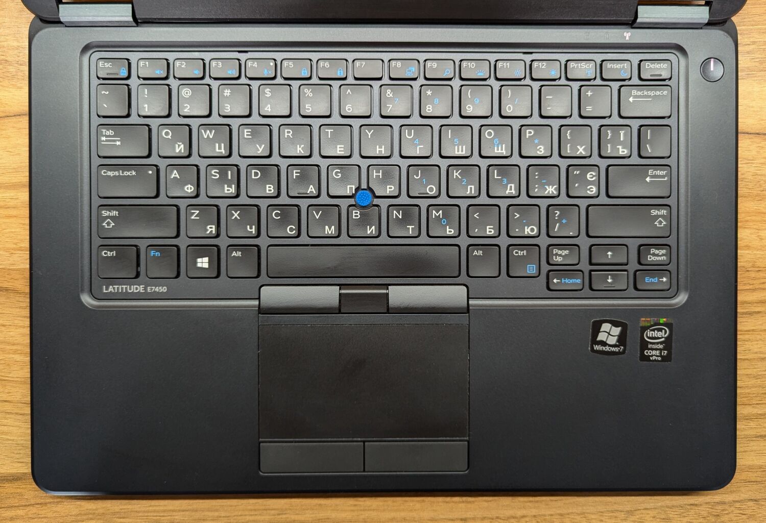 Ультрабук Б-клас Dell Latitude E7450 / 14" (1366x768) TN / Intel Core i7-5600U (2 (4) ядра по 2.6 - 3.2 GHz) / 8 GB DDR3 / 256 GB SSD / Intel HD Graphics 5500 / WebCam / HDMI / Windows 10 - Зображення 3