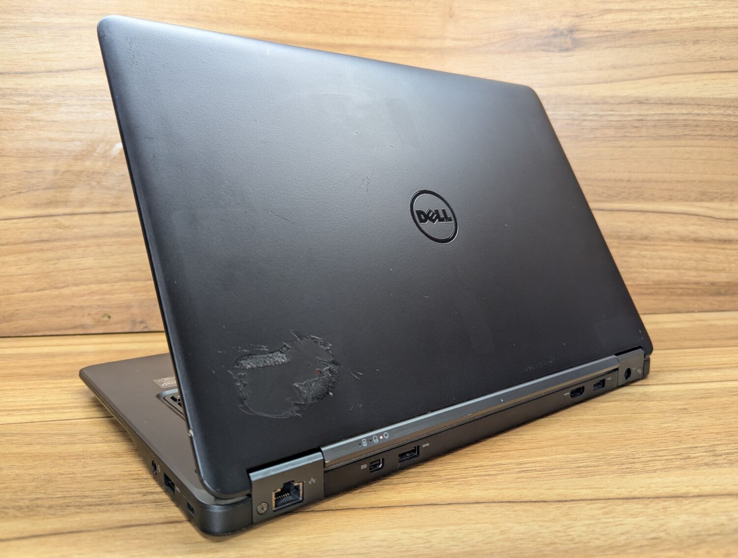 Ультрабук Б-клас Dell Latitude E7450 / 14" (1366x768) TN / Intel Core i7-5600U (2 (4) ядра по 2.6 - 3.2 GHz) / 8 GB DDR3 / 256 GB SSD / Intel HD Graphics 5500 / WebCam / HDMI / Windows 10 - Зображення 7