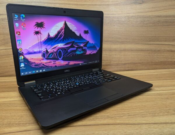 Ультрабук Б-клас Dell Latitude E7470 / 14" (1366x768) TN / Intel Core i5-6300U (2 (4) ядра по 2.4 - 3.0 GHz) / 8 GB DDR4 / 256 GB SSD / Intel HD Graphics 520 / WebCam / Windows 10 - Зображення 5