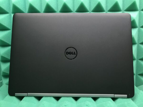 Ультрабук Б-клас Dell Latitude E7470 / 14" (1920x1080) IPS / Intel Core i5-6300U (2 (4) ядра по 2.4 - 3.0 GHz) / 8 GB DDR4 / 240 GB SSD M.2 / Intel HD Graphics 520 / WebCam / HDMI / miniDP / Windows 10 ліцензія - Зображення 5