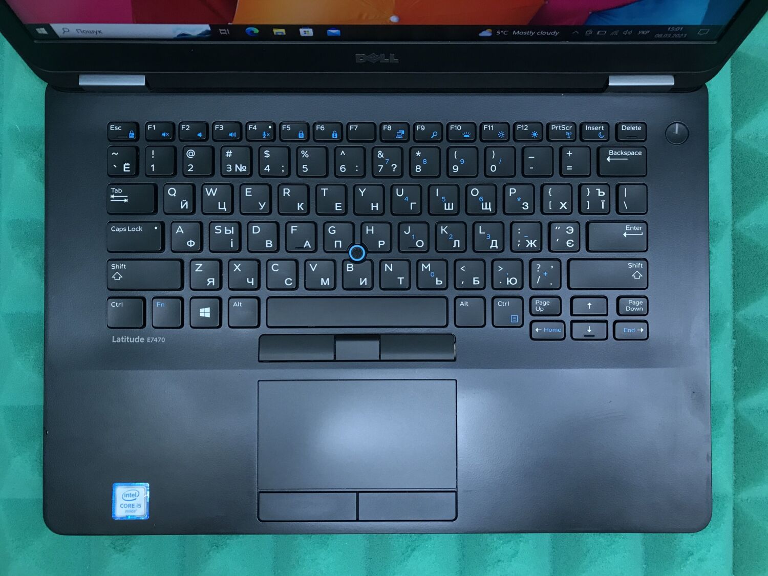 Ультрабук Б-клас Dell Latitude E7470 / 14" (1920x1080) IPS / Intel Core i5-6300U (2 (4) ядра по 2.4 - 3.0 GHz) / 8 GB DDR4 / 256 GB SSD / Intel HD Graphics 520 / WebCam / HDMI / miniDP / Windows 10 ліцензія - Зображення 4