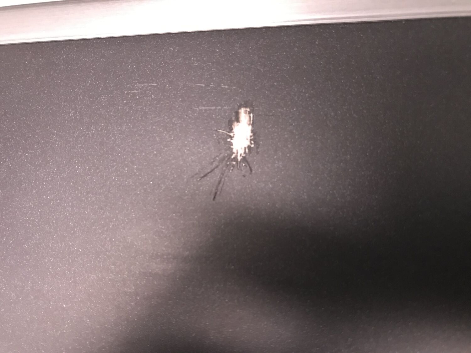 Ультрабук Б-клас Dell Latitude E7470 / 14" (1920x1080) IPS / Intel Core i5-6300U (2 (4) ядра по 2.4 - 3.0 GHz) / 8 GB DDR4 / 256 GB SSD / Intel HD Graphics 520 / WebCam / HDMI / miniDP / Windows 11 ліцензія - Зображення 10